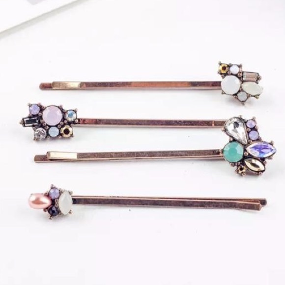 Vintage pink and green embellished hair pins - Picture 3 of 8